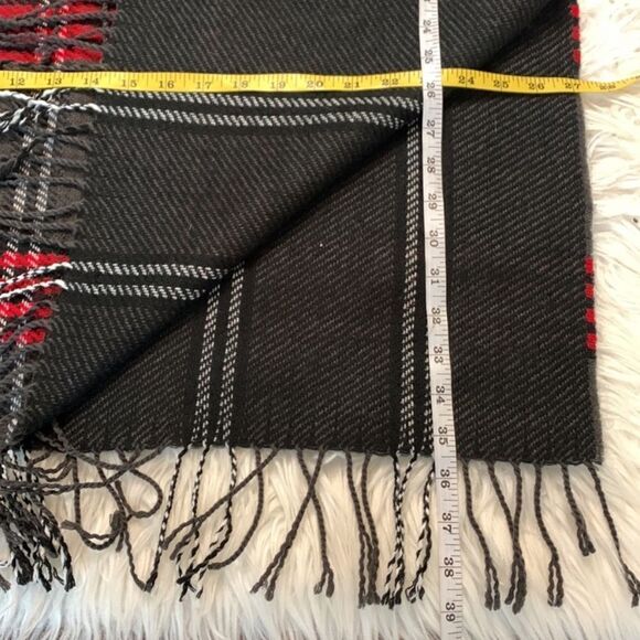 BLANKET Plaid Scarf fringed red/black/gray reversible - Picture 4 of 5